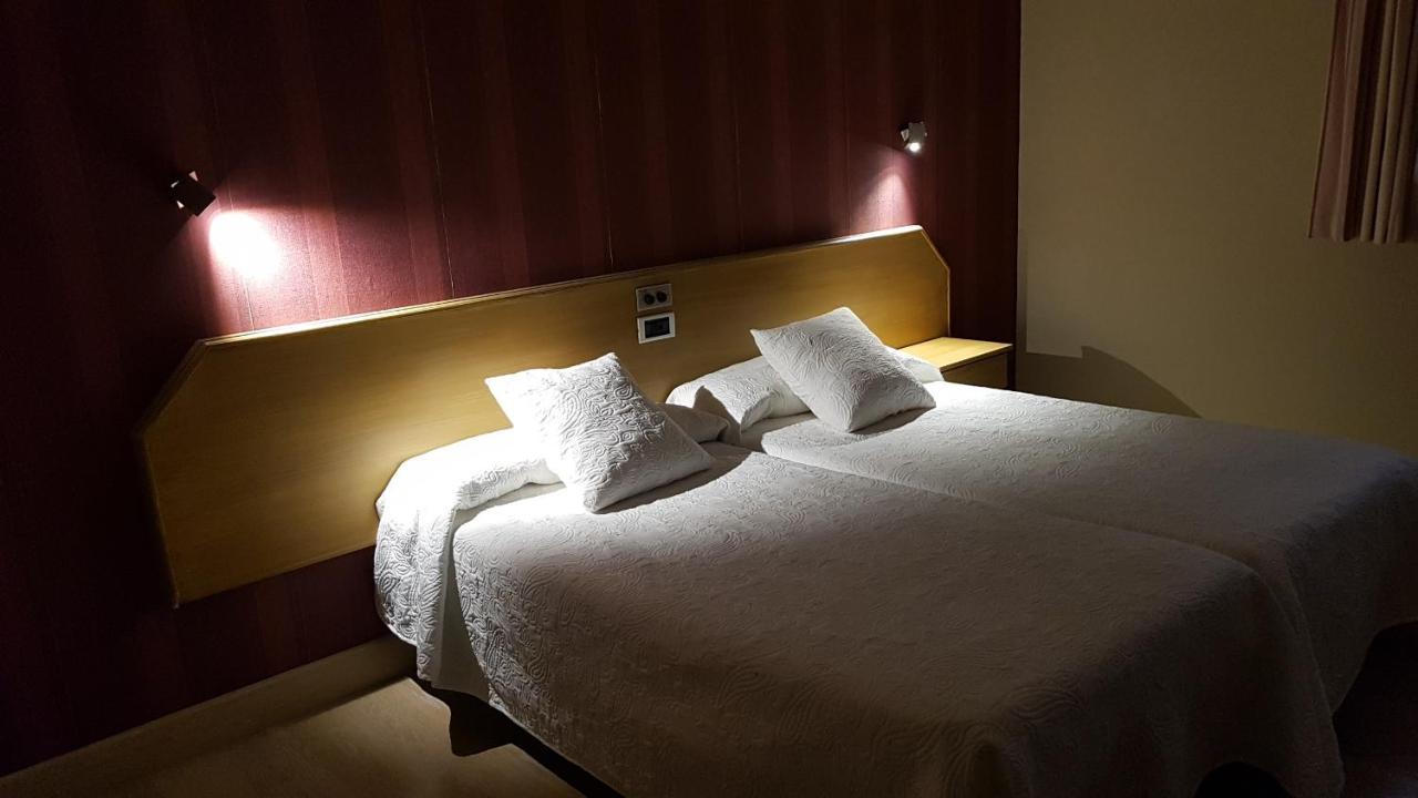 Hotel Aguadoce - Louzao Viveiro Eksteriør billede