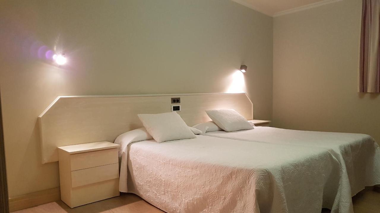 Hotel Aguadoce - Louzao Viveiro Eksteriør billede